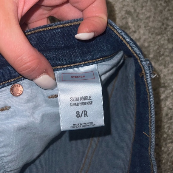 Express Ripped Skinny Jeans - Picture 3 of 3